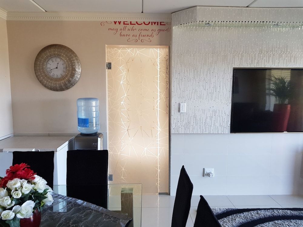 undefined Santiago Bay 4