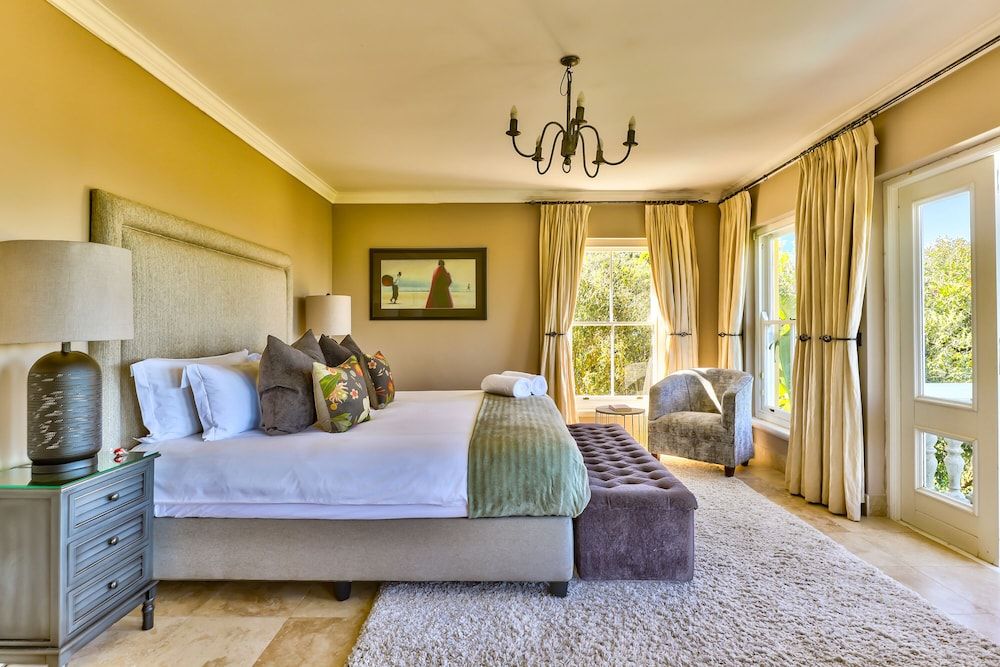 undefined Devonport House 5