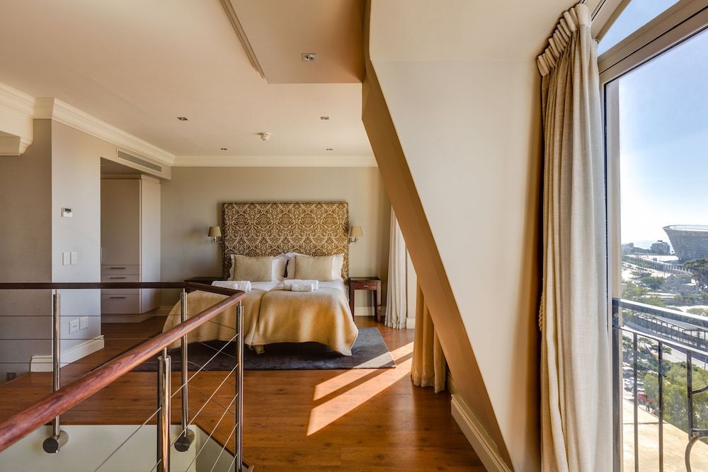 undefined 705 Cape Royale Luxury Apartment 9