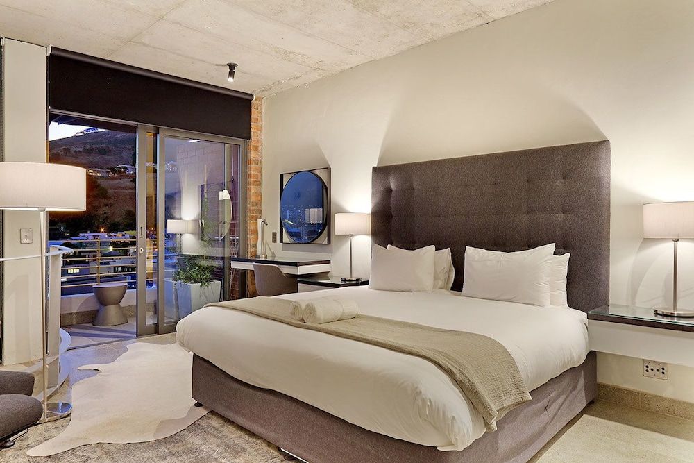 undefined Metropolis 1108 - Adults Only