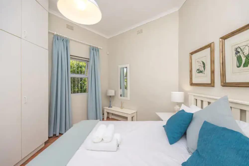 Perfect Getaway in Clifton House (1 Bedroom) 3