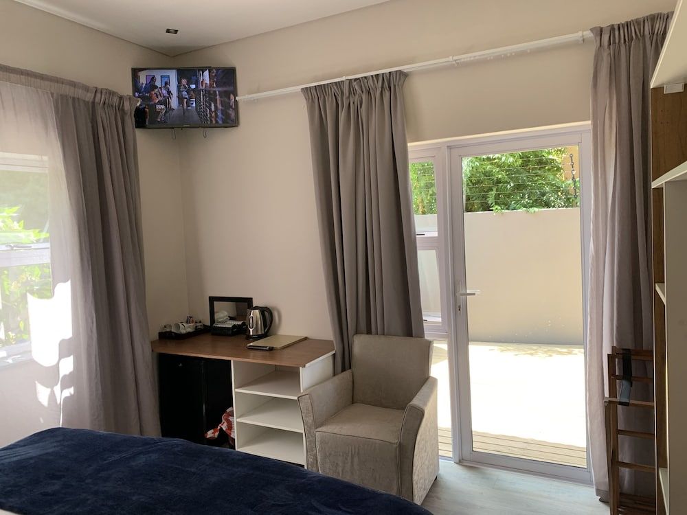 Pamba On 131 Standard Double Room, 1 King Bed 6