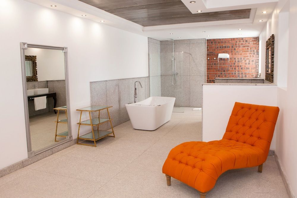 Purple Rayn Boutique Guest House Exclusive Room, 1 King Bed, Non Smoking, Mountain View 7