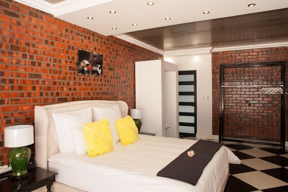 undefined Purple Rayn Boutique Guest House 5