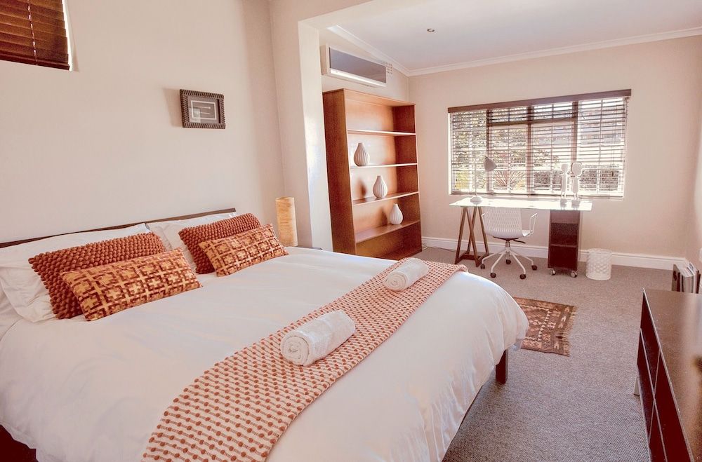 undefined Highfield 13