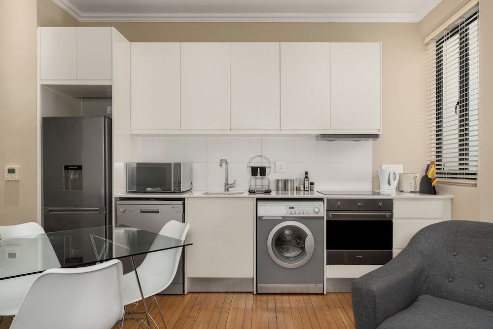 Warwick Mansions 3 Apartment, 2 Bedrooms 10