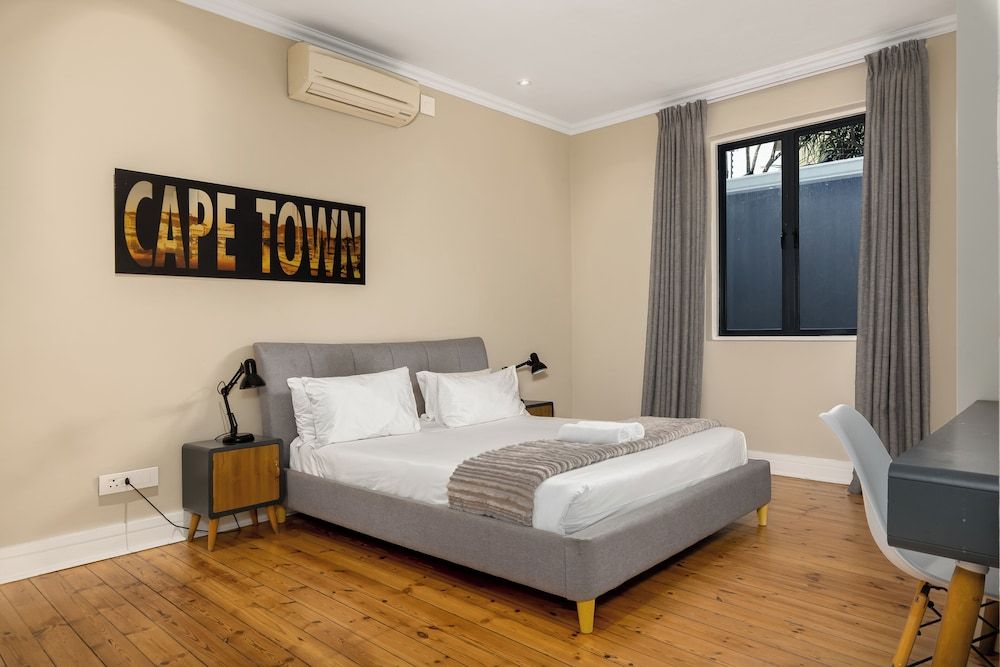 Warwick Mansions 3 Apartment, 2 Bedrooms 4