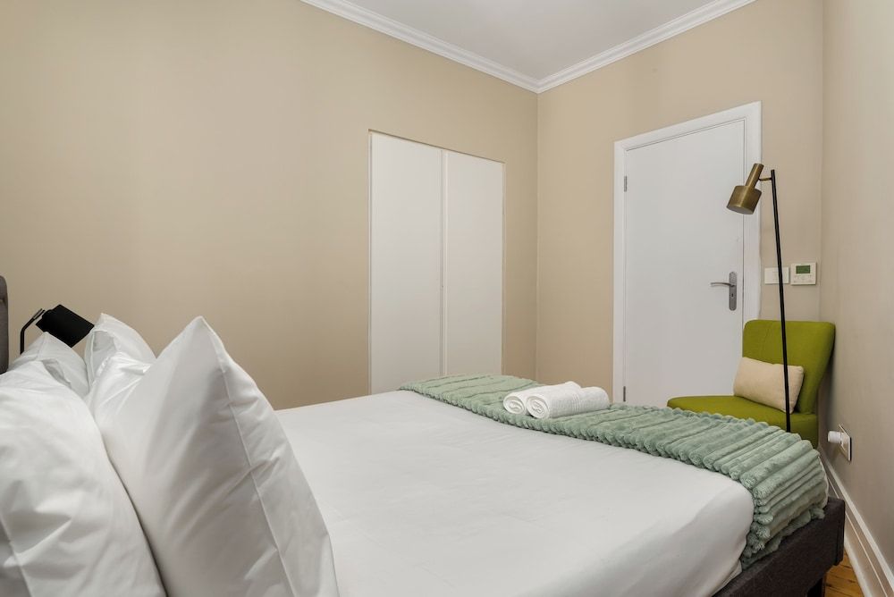 Warwick Mansions 3 Apartment, 2 Bedrooms 6