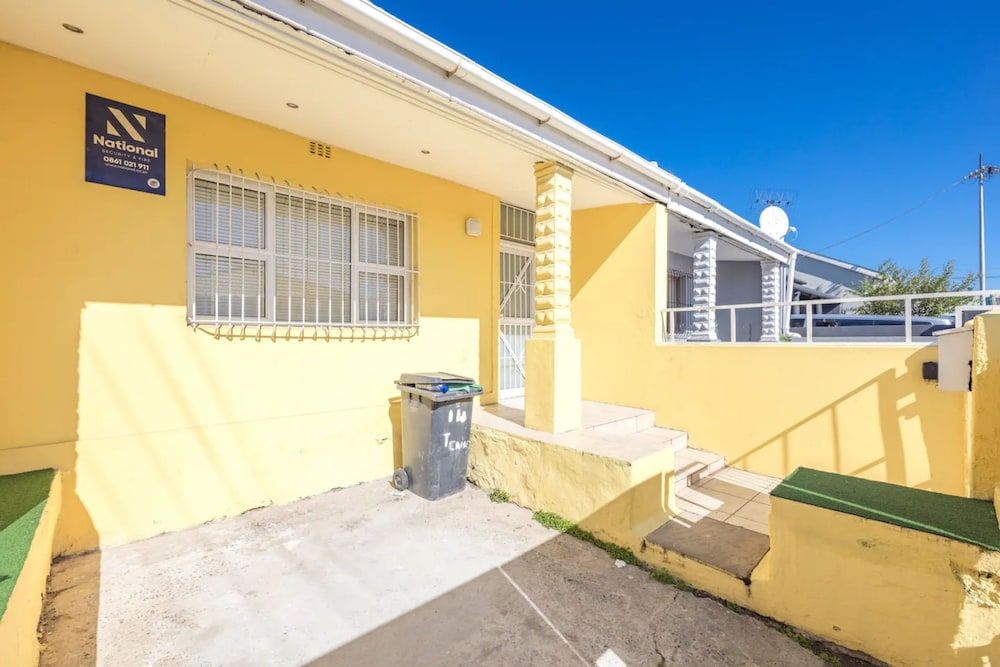 undefined Contemporary 4 Bedroom Home 3