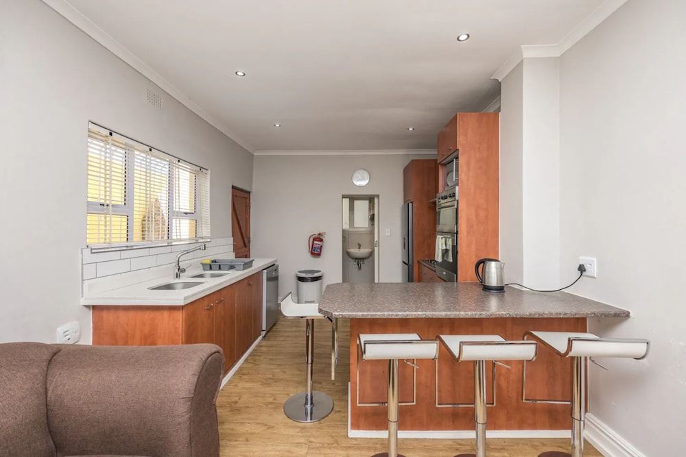 undefined Contemporary 4 Bedroom Home 6