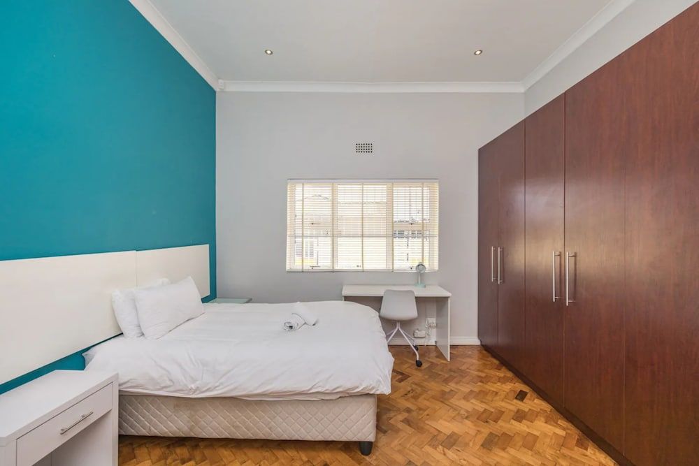 undefined Contemporary 4 Bedroom Home 7