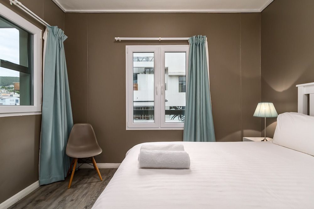 Flatrock 909 Premier Apartment, 2 Bedrooms 8