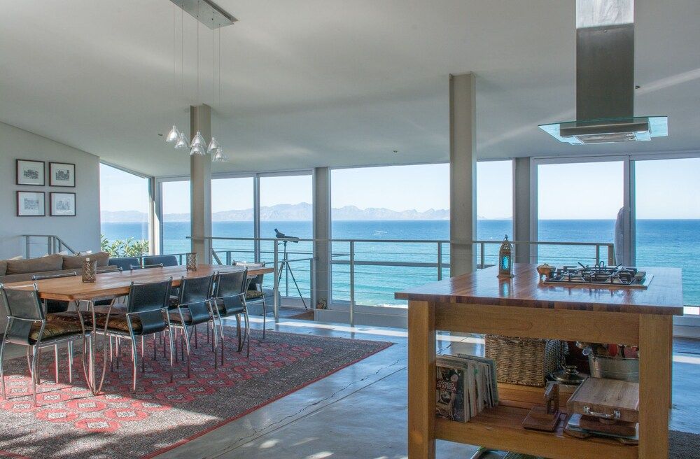 undefined The Lookout 10