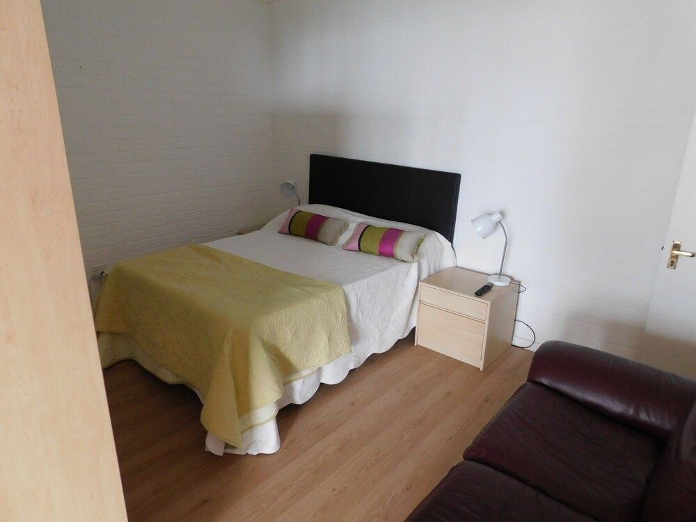 32 Top Road Fresnaye Standard Room 4