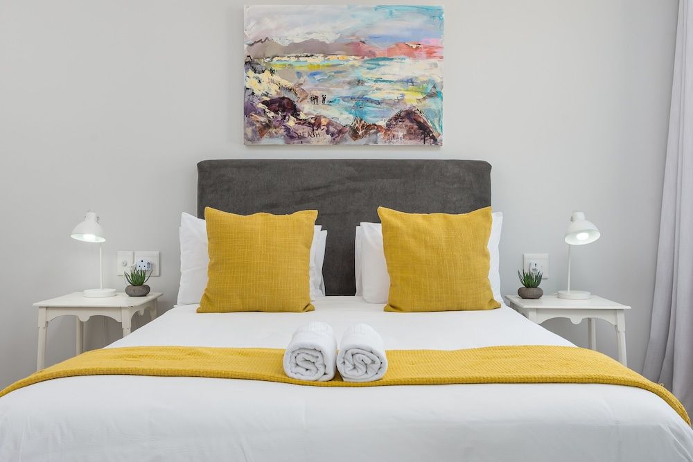 undefined The Sentinel 1310 4