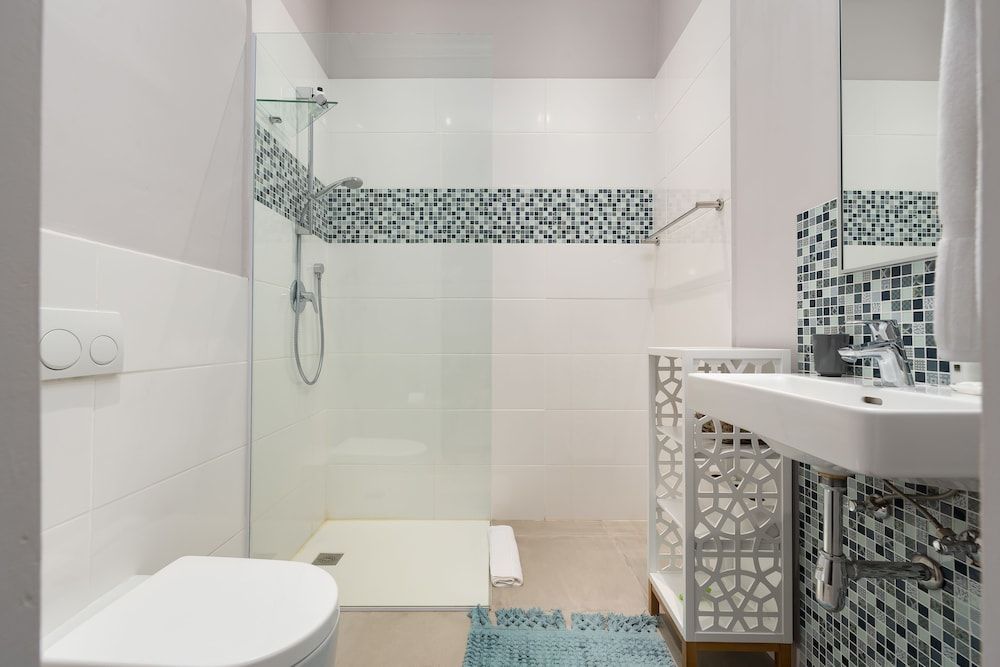 39 Loader Comfort House 19