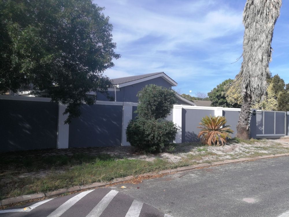 undefined Cape Pine Guest House 7