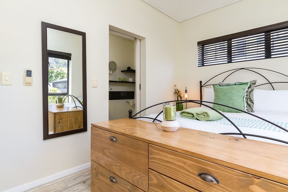 Flatrock 608 Comfort Apartment, 2 Bedrooms, Non Smoking 8