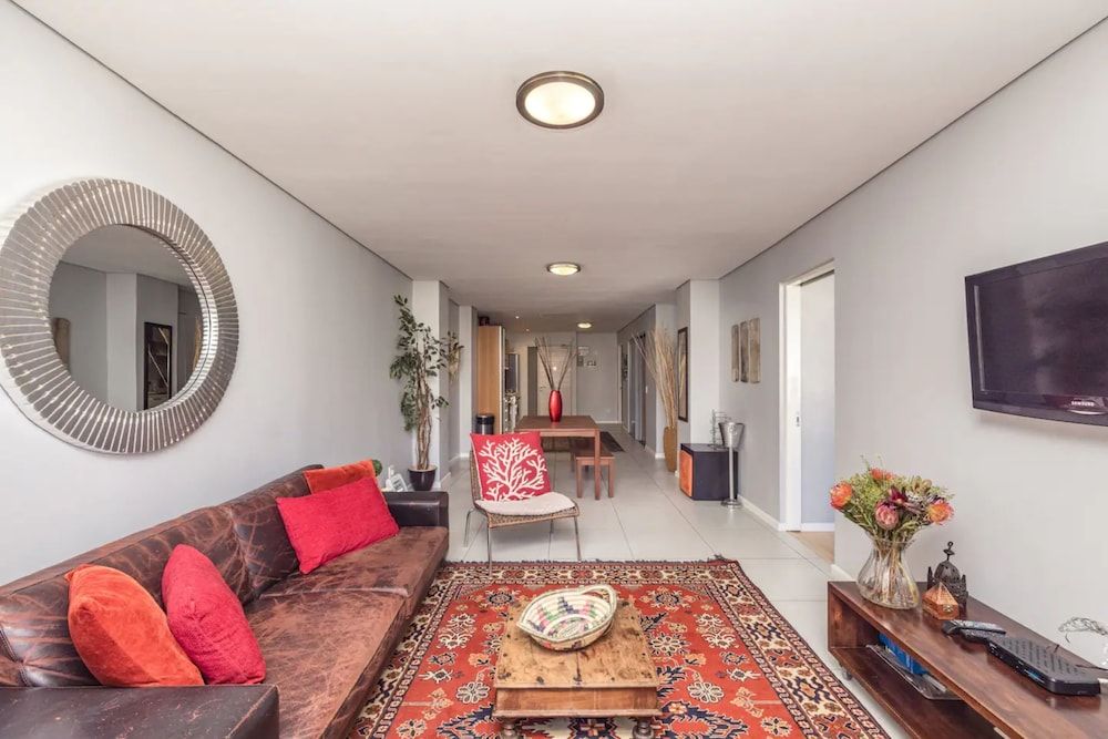 undefined Homey Apartment at the Greenmarket Square 6