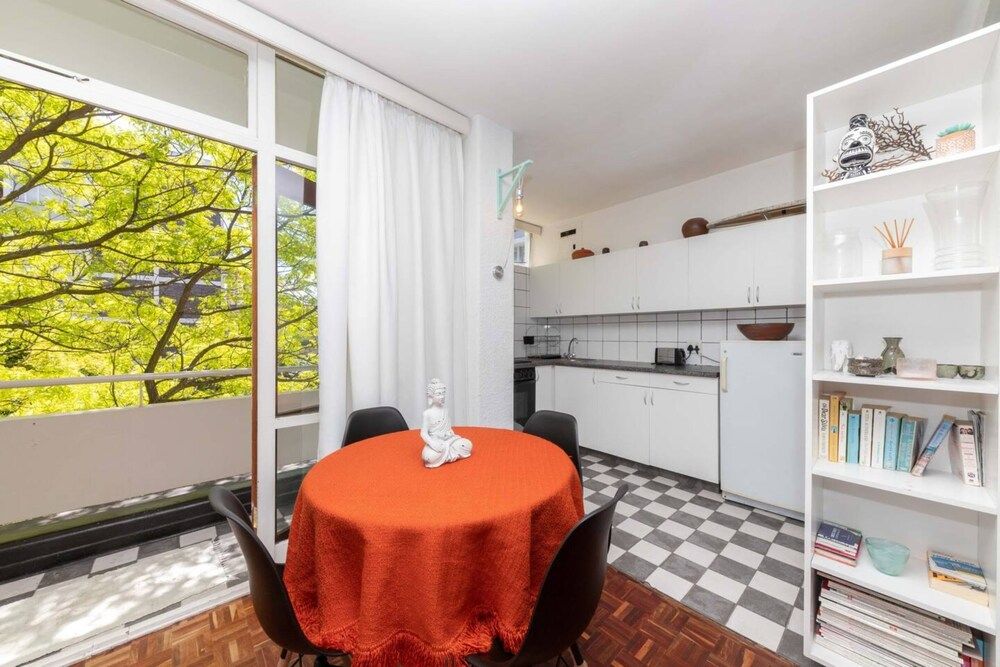 undefined Central Urban Oasis With Garden View & Swimming Pool 2