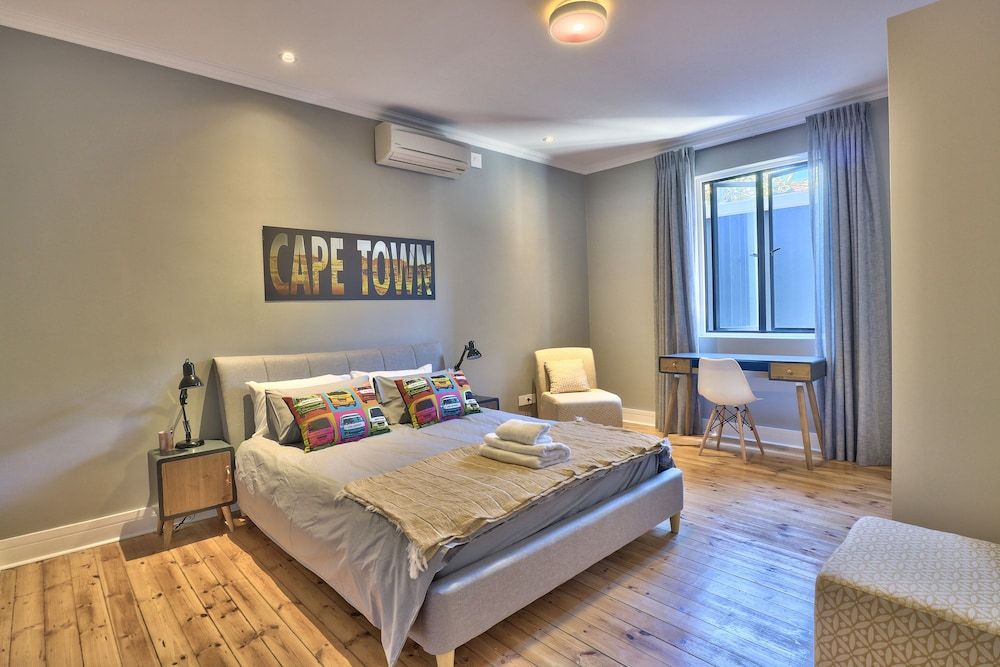 undefined Warwick Mansions 7