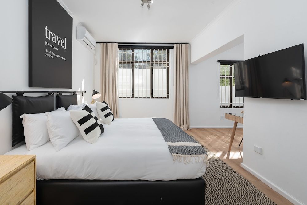 Wessels Road 11 Luxury Villa