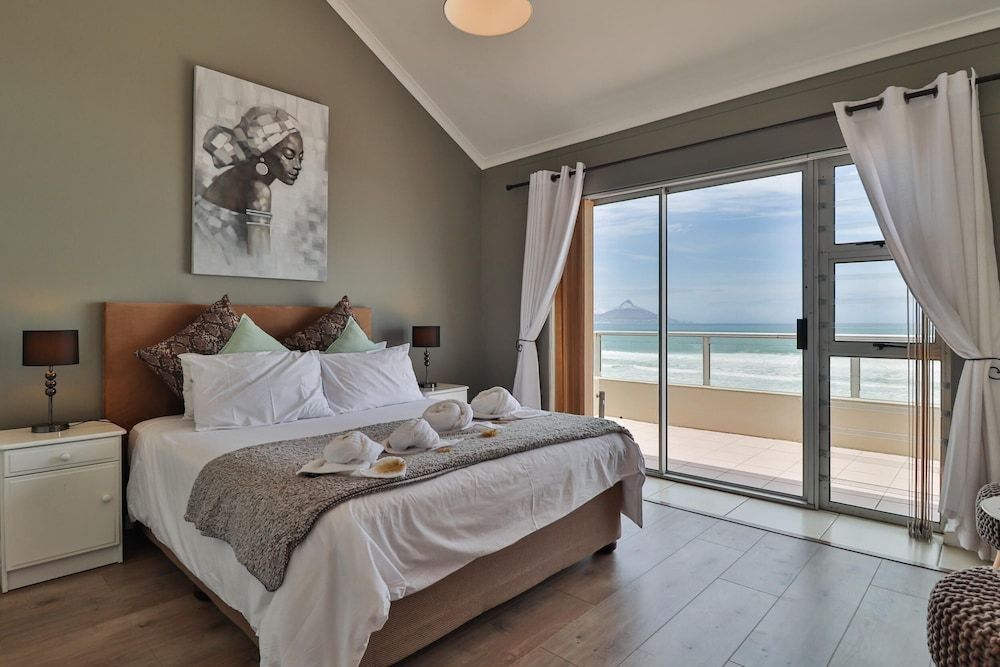 undefined Sea Spray B403 by CTHA 7