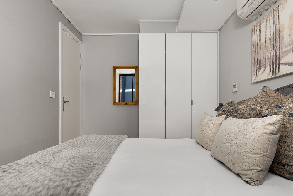 undefined Best of Both 7