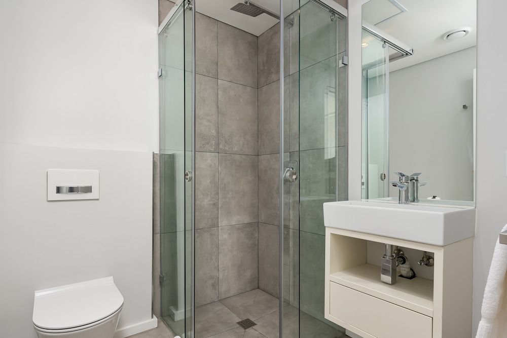 Sevenons 4B Luxury Apartment 21