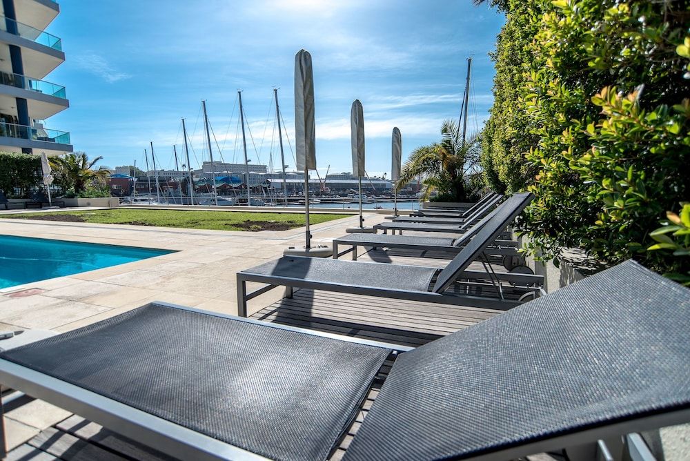 undefined 205 Pembroke 8