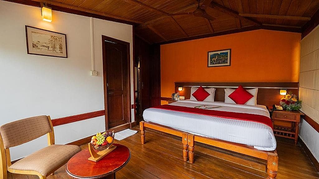 Westwood Riverside Deluxe Superior Room with Balcony