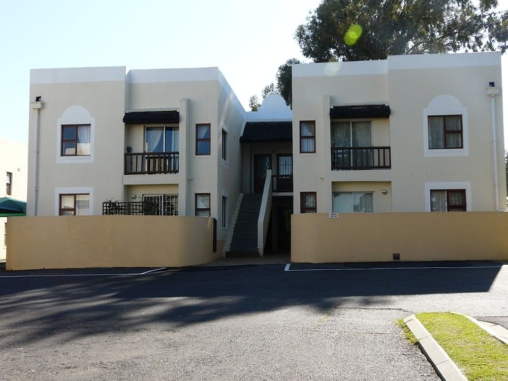 undefined Serengeti Self Catering Units