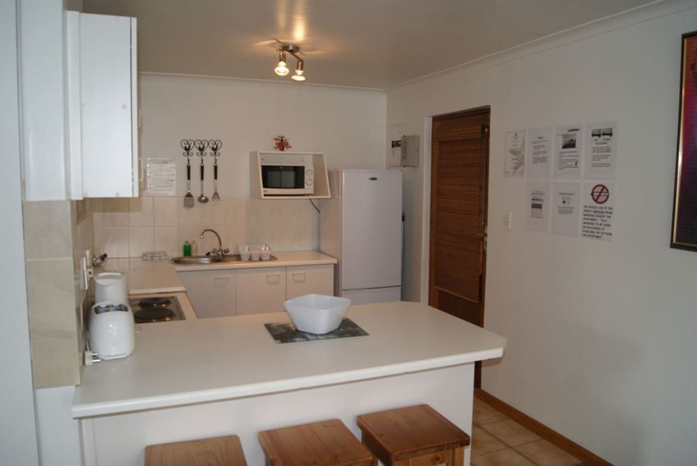 Serengeti Self Catering Units Standard Apartment, 2 Bedrooms 2