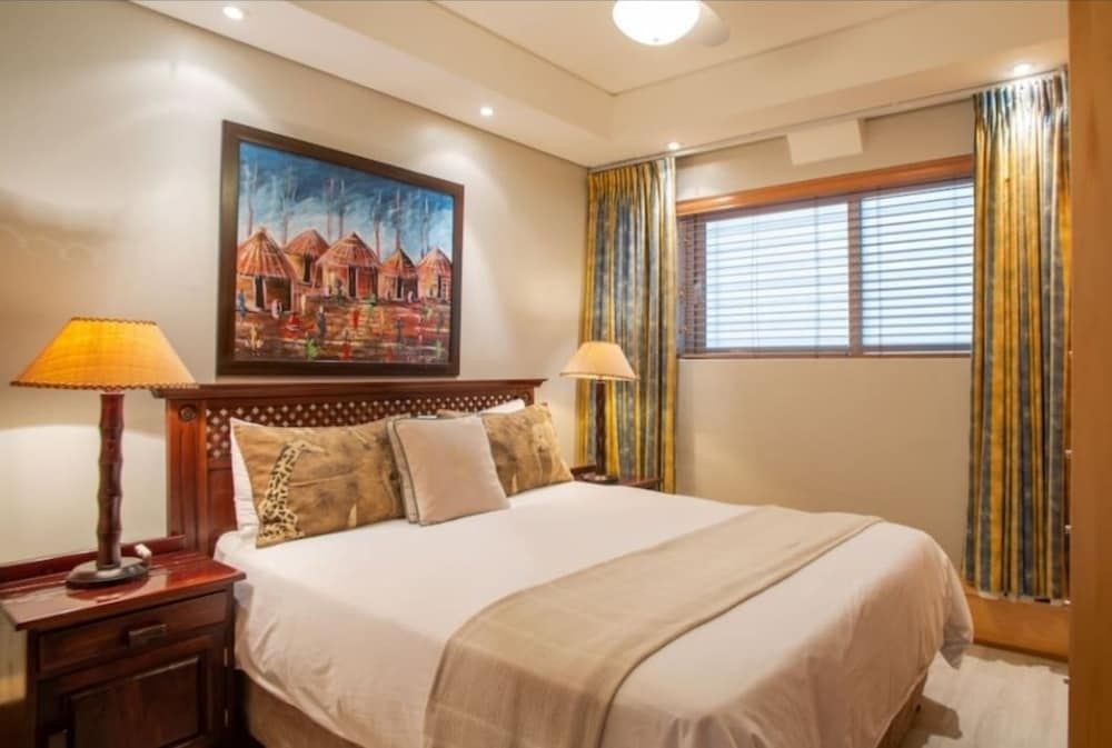 undefined 2 Bedroom Lido Apartment Sea Point 9