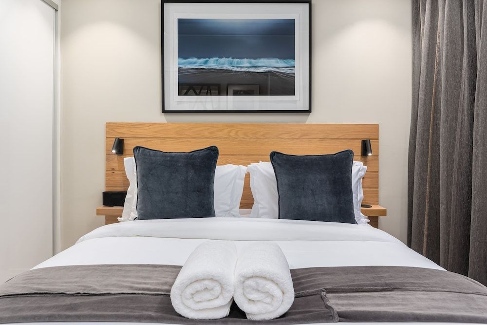 undefined Docklands 519 9