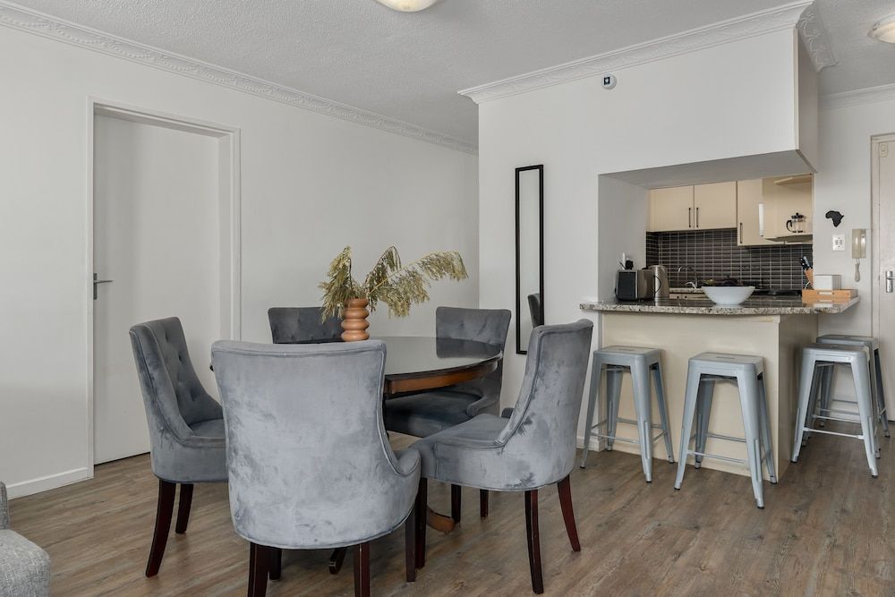 undefined Monte Blu B8 - Adults Only 3