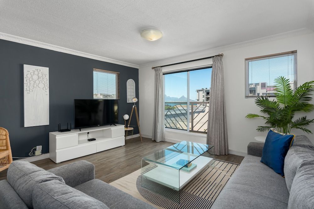 undefined Monte Blu B8 - Adults Only