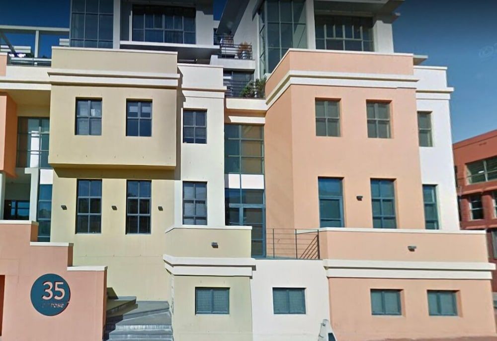 undefined Gigi By Stay Amazing 2