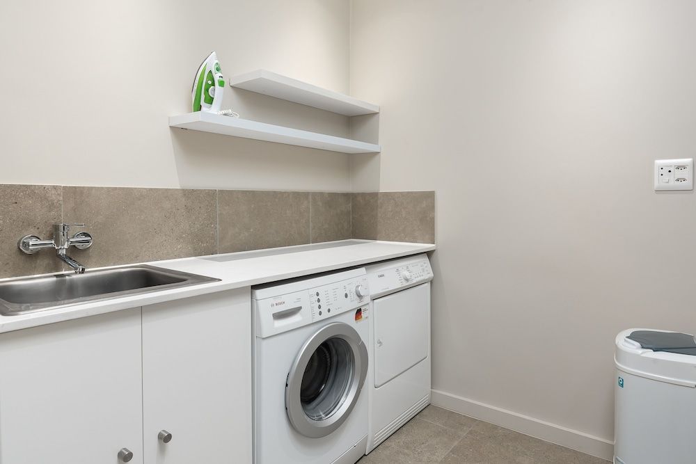 Merriman 29 Luxury Apartment 13