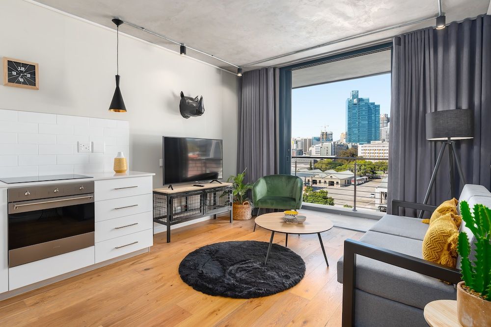 undefined Docklands 407 9