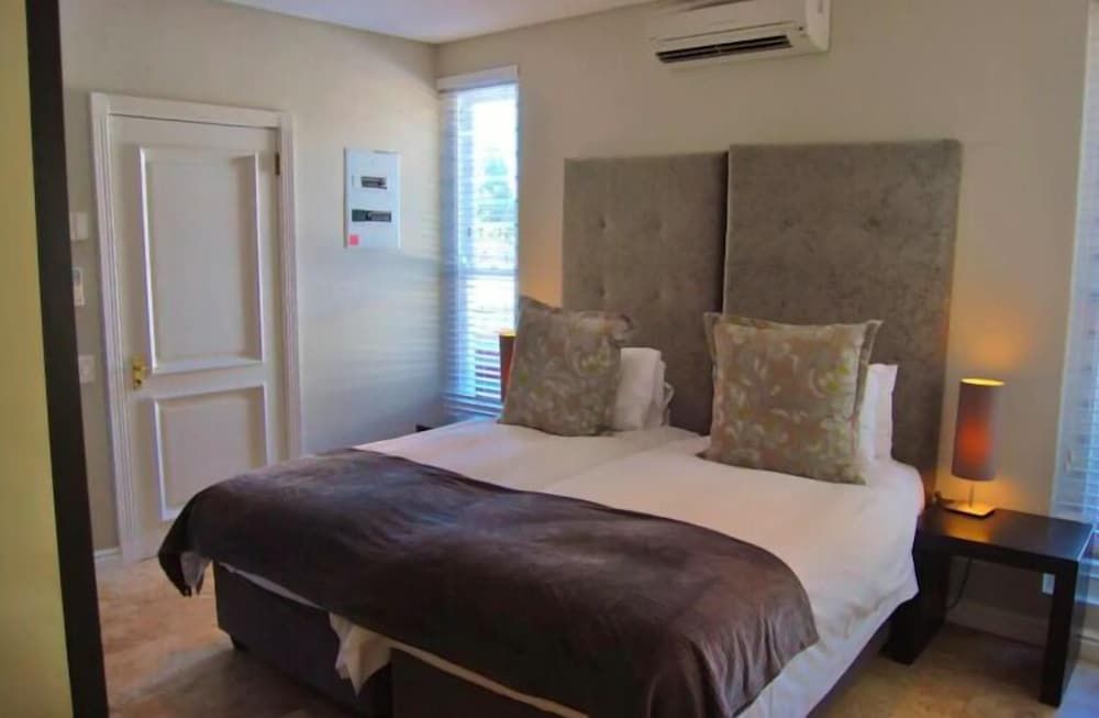 undefined Loader 61 7