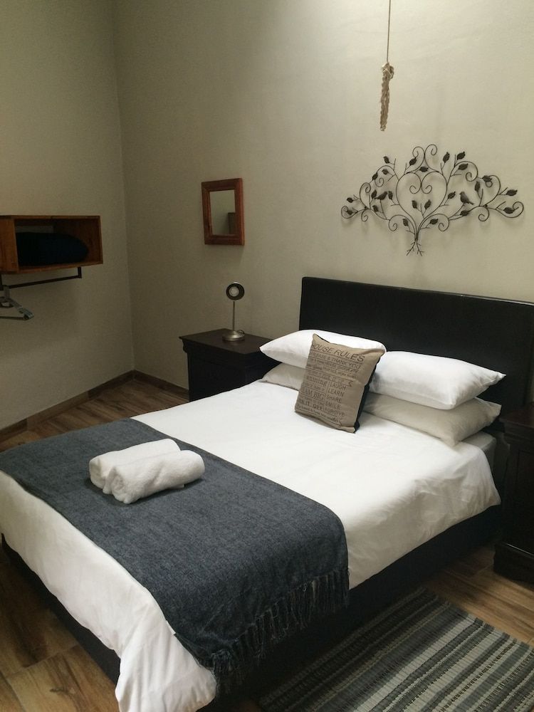 undefined A Sunflower Stop - Hostel 3