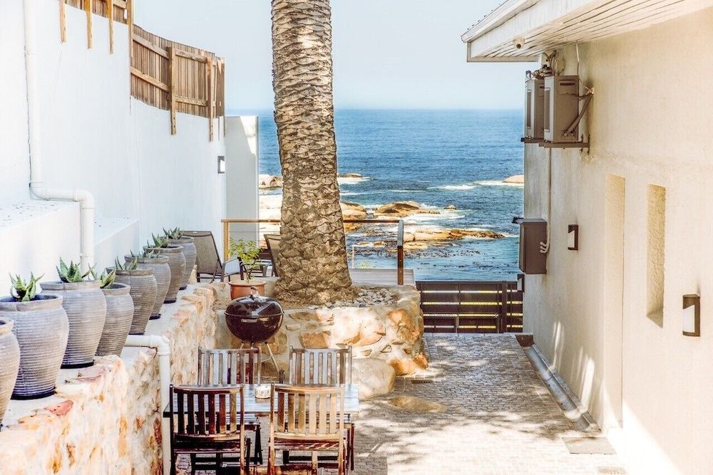 undefined 51 On Camps Bay 5