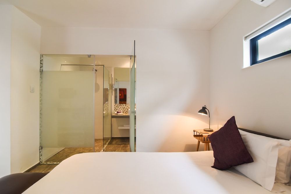 51 On Camps Bay Suite (Patio)