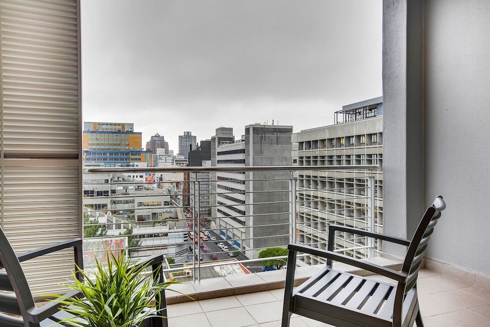 City View Balcony Apartment 908 Luxury Room 13