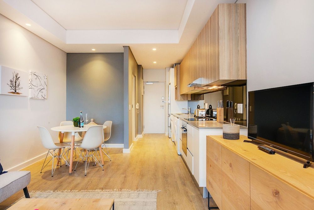 City View Balcony Apartment 908 Luxury Room 15