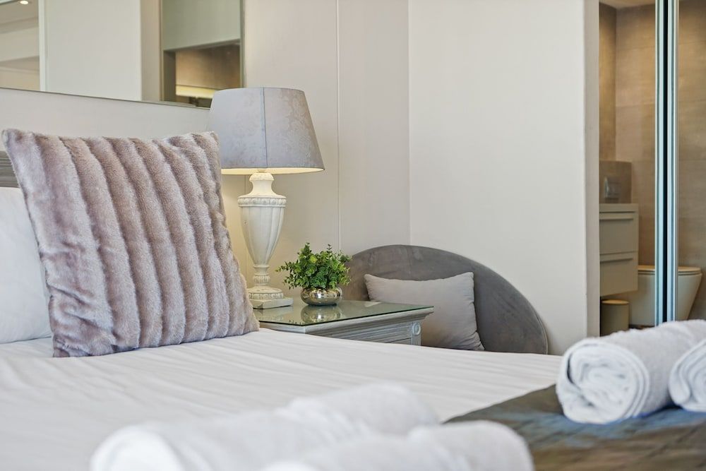 Dolphin Beach H106 Apartment (3 Bedrooms) 5