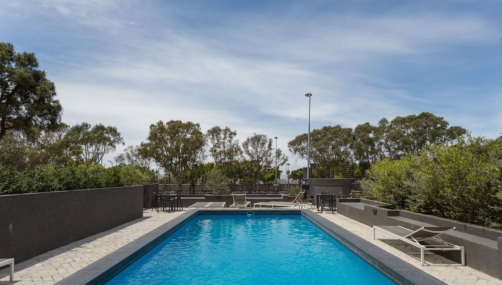 undefined 202 Warwick 6