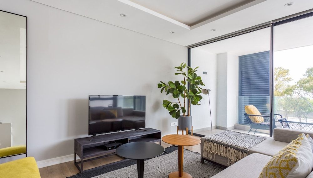 202 Warwick Apartment 18