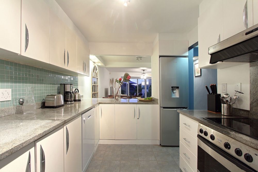 Marechale Way Apartment (1 Bedroom) 10